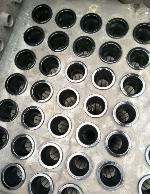 不畏嚴(yán)寒搶工期 除塵布袋更換完畢 不畏嚴(yán)寒搶工期 除塵布袋更換完畢